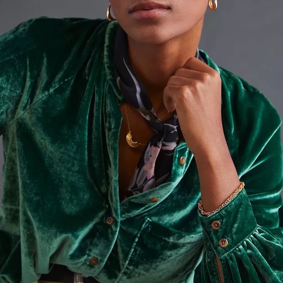 Pilcro for Anthropologie Green Puff-Sleeved Velvet Buttondown NWT Medium - Picture 4 of 12